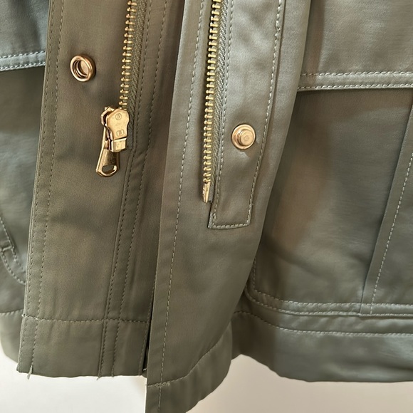 CHICO’S UTILITY JACKET WOMEN SIZE 8/10 OLIVE LONG SLEEVES - Picture 6 of 16